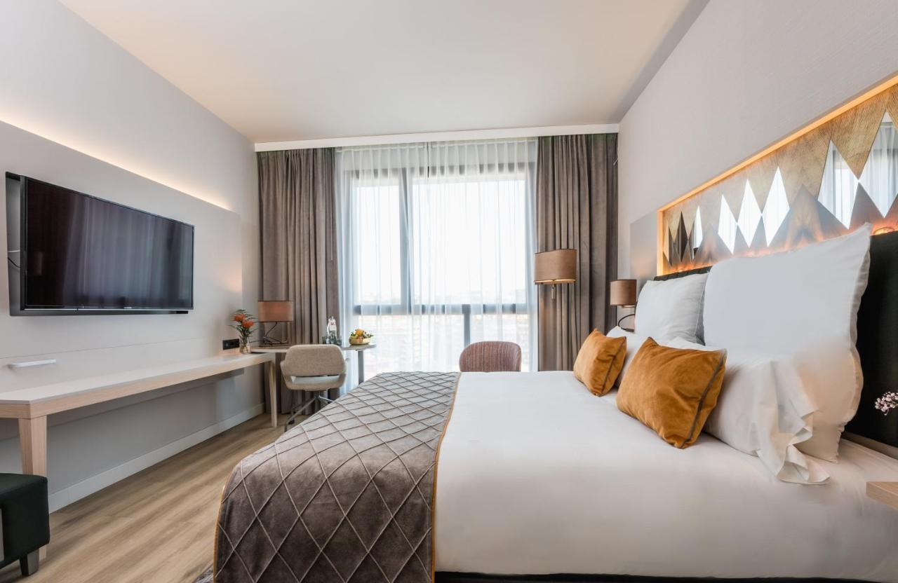 เลโอนาร์โด รอยัล โฮเทล บาร์เซโลนา ฟิรา Hotel ภายนอก รูปภาพ